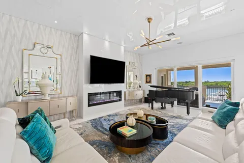 $3,195,000 | 1050 Seminole Drive, Unit PHB, Fort Lauderdale, FL 33304