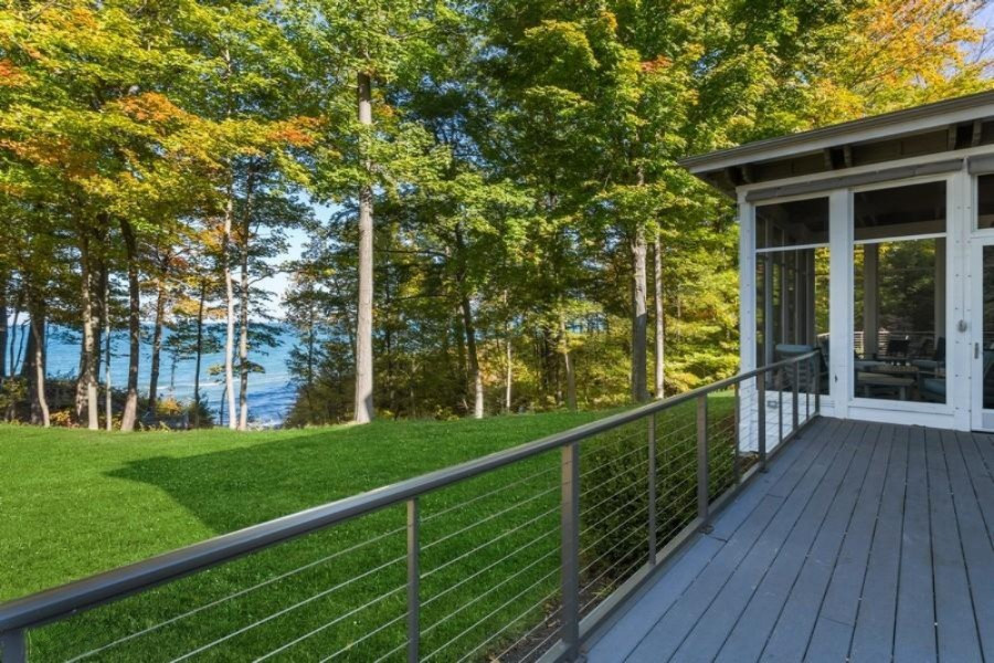 14874 Lakeshore Road Lakeside, MI 49116 - Photo 53 of 71 Deck