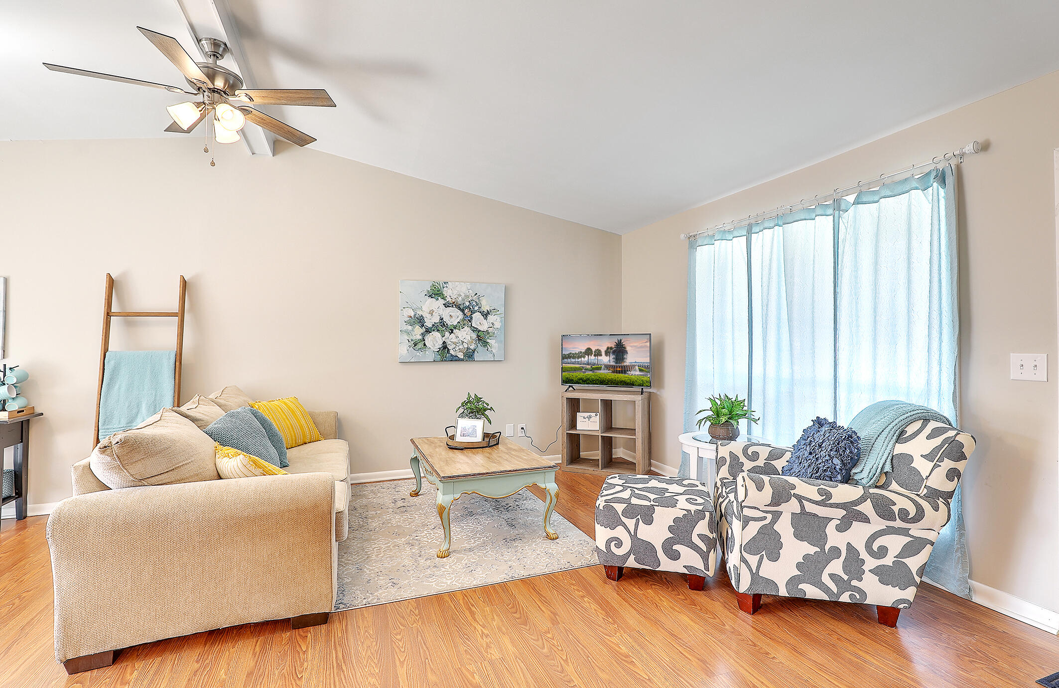 108 Aylesbury Road Goose Creek, SC 29445 - Photo 2 of 23 1R3A5083_4_5_6_7_8_9