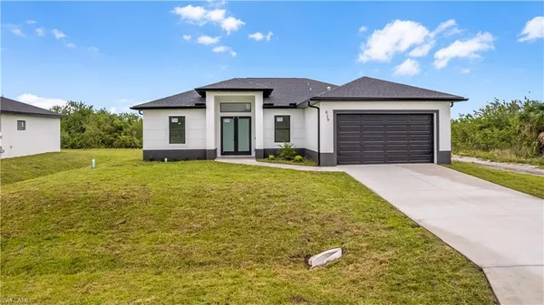 $309,900 | 3315 Sunshine Boulevard North, Lehigh Acres, FL 33971