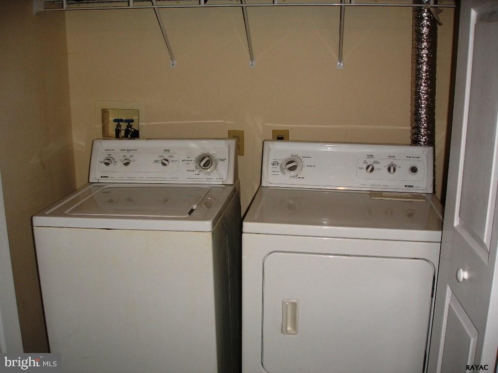 127 Pointe Ridge Drive York, PA 17402 - Photo 16 of 22 Gallery Image 16