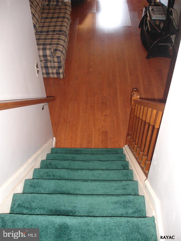 127 Pointe Ridge Drive York, PA 17402 - Photo 9 of 22 Gallery Image 9