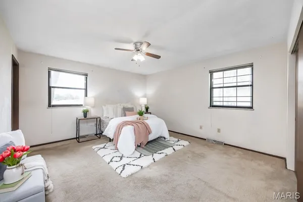 $285,000 | 717 Knipp Drive, Mascoutah, IL 62258