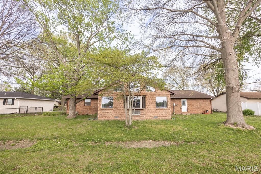 717 Knipp Drive Mascoutah, IL 62258 - Photo 30 of 33