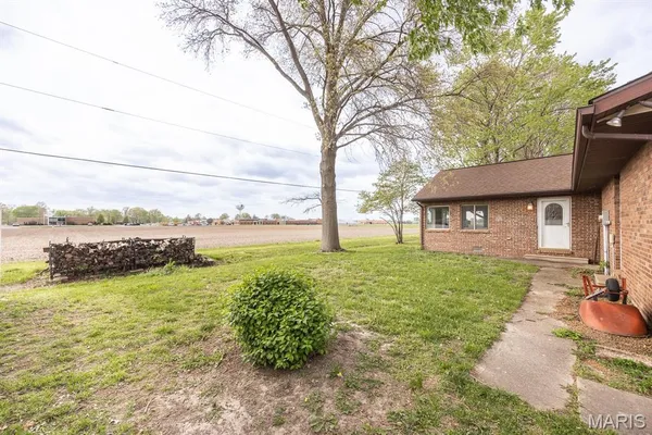 $285,000 | 717 Knipp Drive, Mascoutah, IL 62258