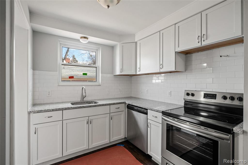 1627 West Nine Mile Road Ferndale, MI 48220 - Photo 5 of 23
