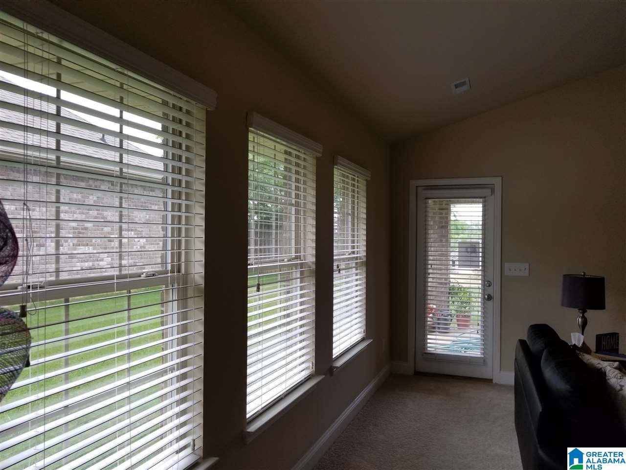306 Crisfield Circle Alabaster, AL 35007 - Photo 6 of 24
