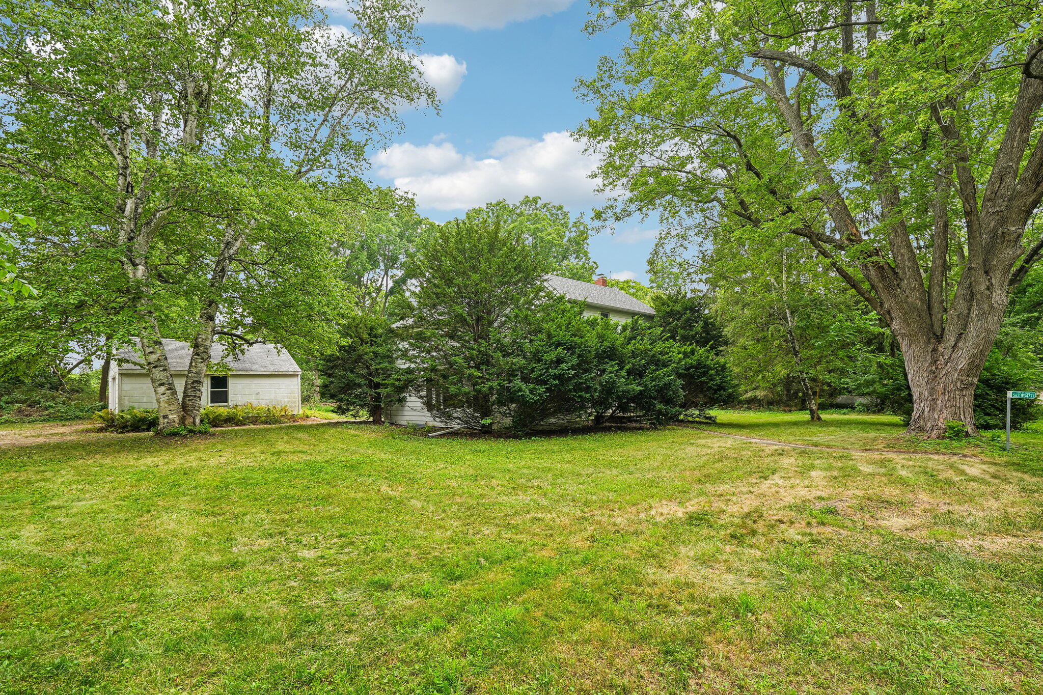S63W34771 Piper Road Eagle, WI 53119 - Photo 6 of 66 1-web-or-mls-S63W34771 Piper Rd-S2107-00