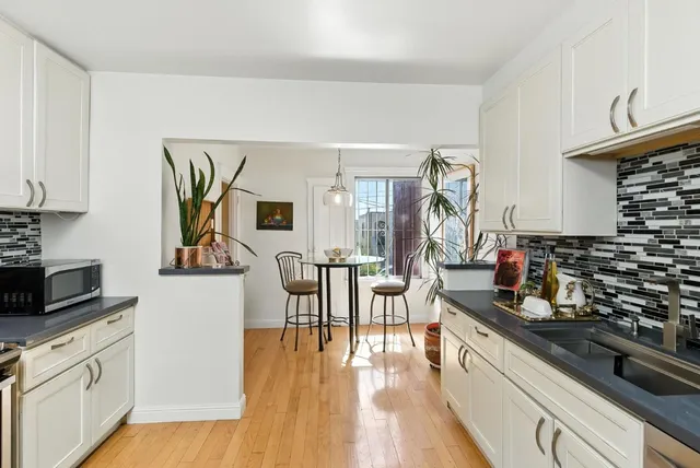 $949,000 | 214 Louisburg Street, San Francisco, CA 94112