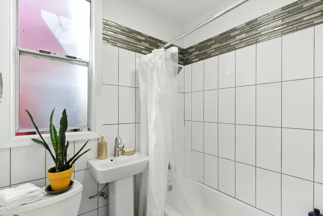 $949,000 | 214 Louisburg Street, San Francisco, CA 94112