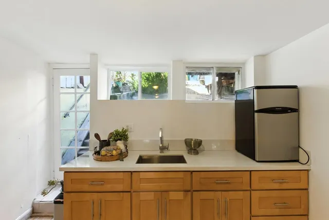 $949,000 | 214 Louisburg Street, San Francisco, CA 94112