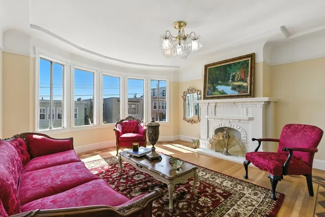 $949,000 | 214 Louisburg Street, San Francisco, CA 94112