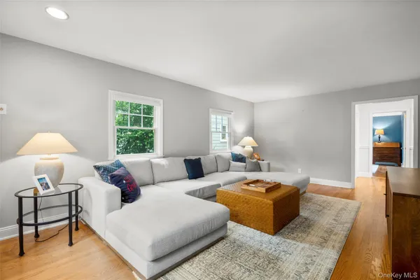 $14,000 | 42 Iselin Terrace, Larchmont, NY 10538