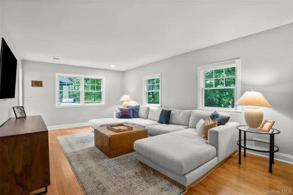 $14,000 | 42 Iselin Terrace, Larchmont, NY 10538