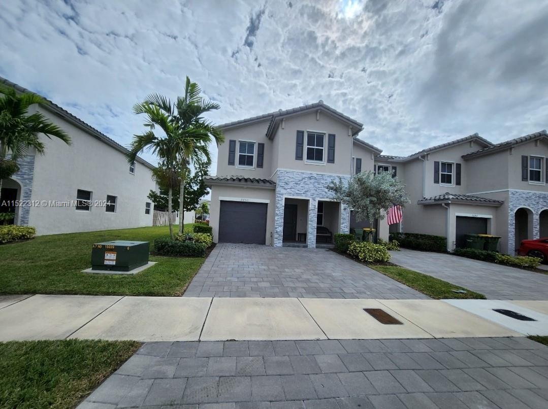 2650 Southeast 12th St Unit 1  