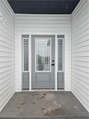 $450,000 | 808 South 10th Street, New Stanton, PA 15672