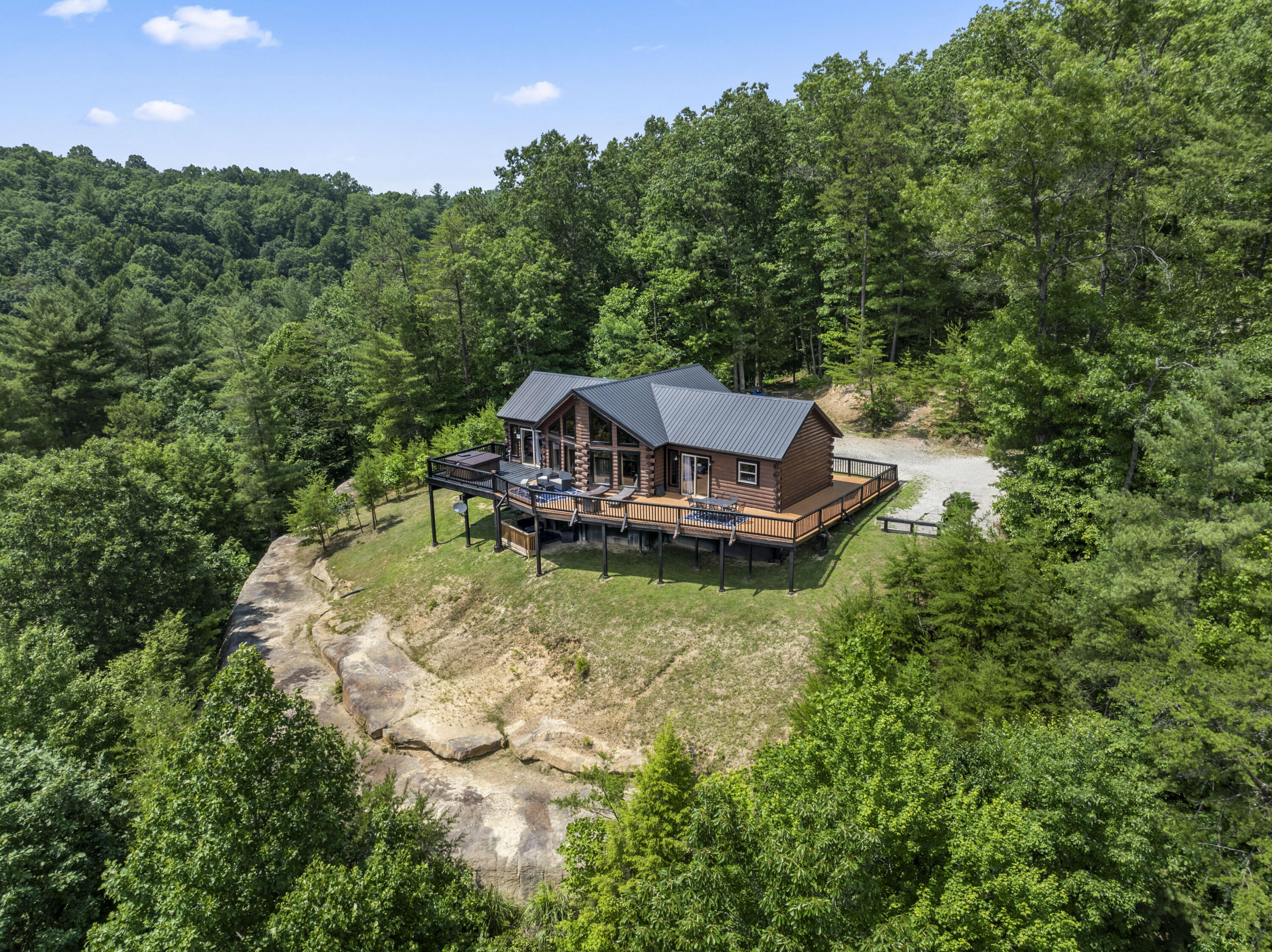 386 Eagle Ridge Road Zoe, KY 41397 - Photo 7 of 39 DJI_0292
