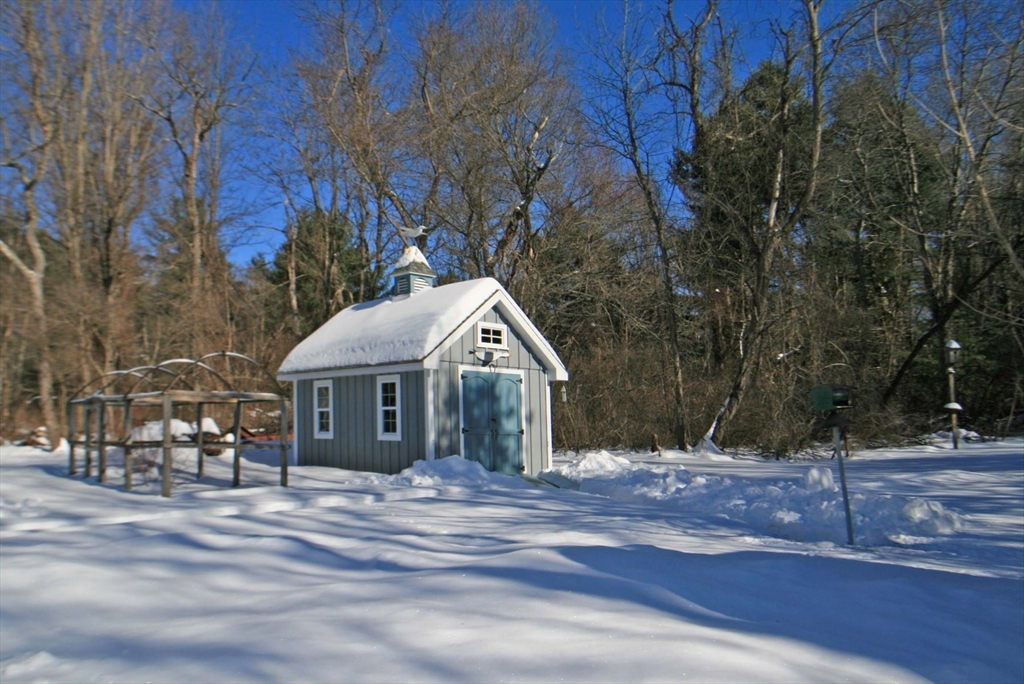 11 Cook Road Southampton, MA 01073 - Photo 35 of 40 Gallery Image 35