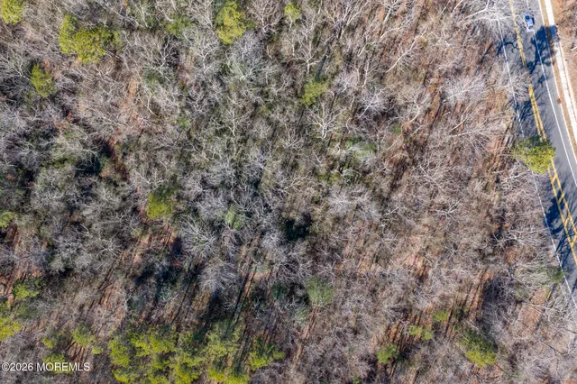 $399,900 | 307 Mathistown Road, Little Egg Harbor, NJ 08087