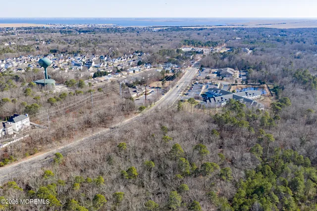 $399,900 | 307 Mathistown Road, Little Egg Harbor, NJ 08087