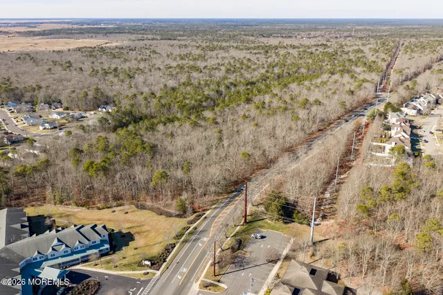 $399,900 | 307 Mathistown Road, Little Egg Harbor, NJ 08087