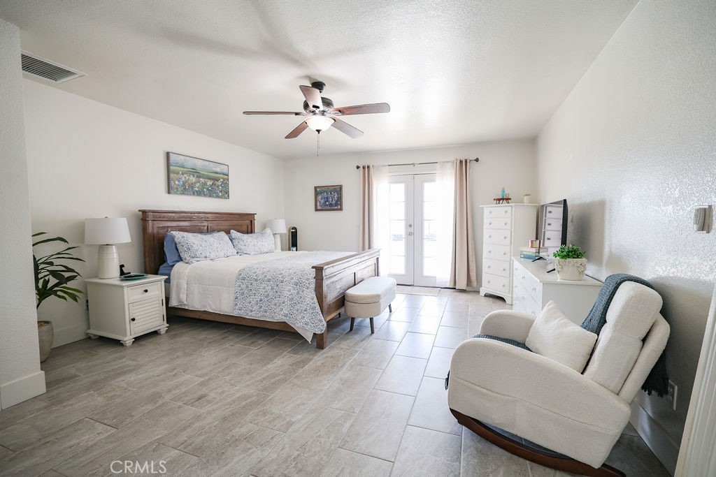 16465 Holcomb Way Riverside, CA 92504 - Photo 21 of 49 Primary Bedroom