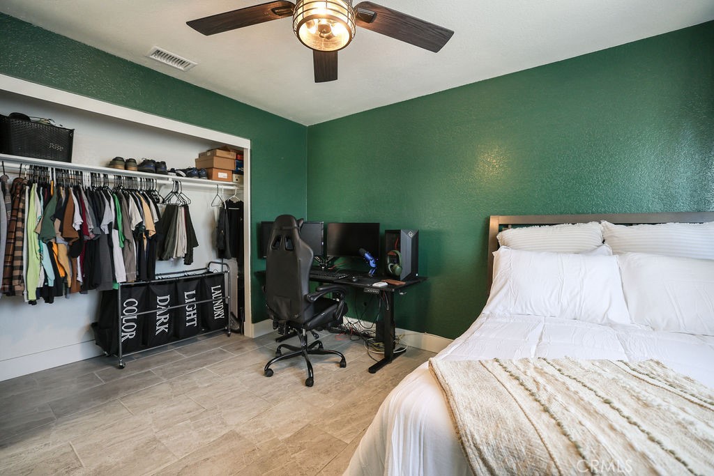 16465 Holcomb Way Riverside, CA 92504 - Photo 31 of 49 Bedroom #3