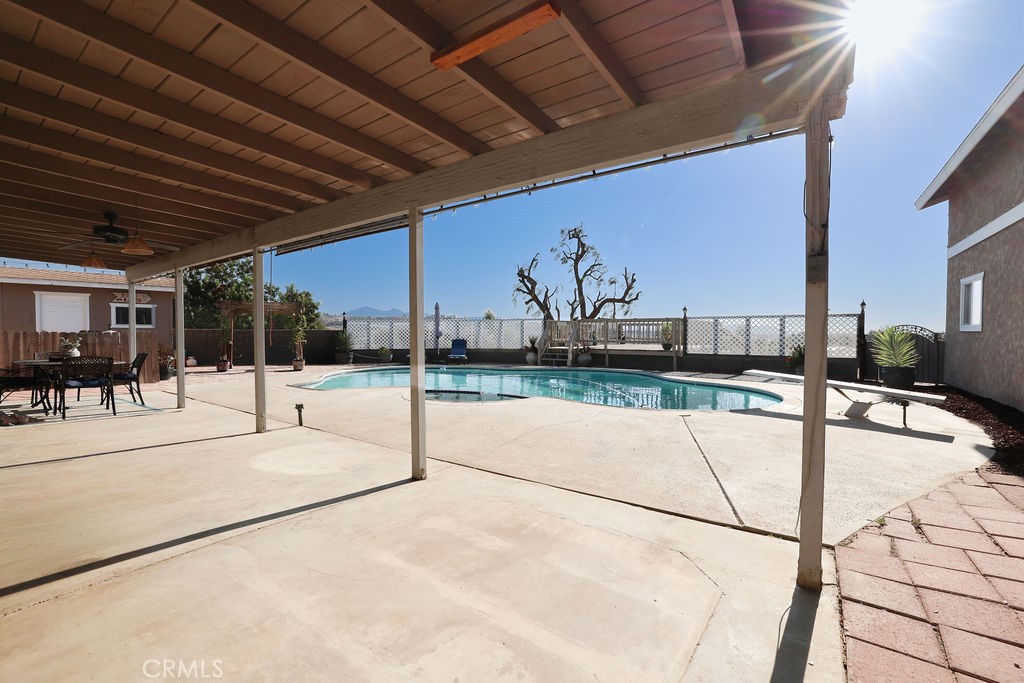 16465 Holcomb Way Riverside, CA 92504 - Photo 32 of 49 Outdoor Entertainment Area with covered patio
