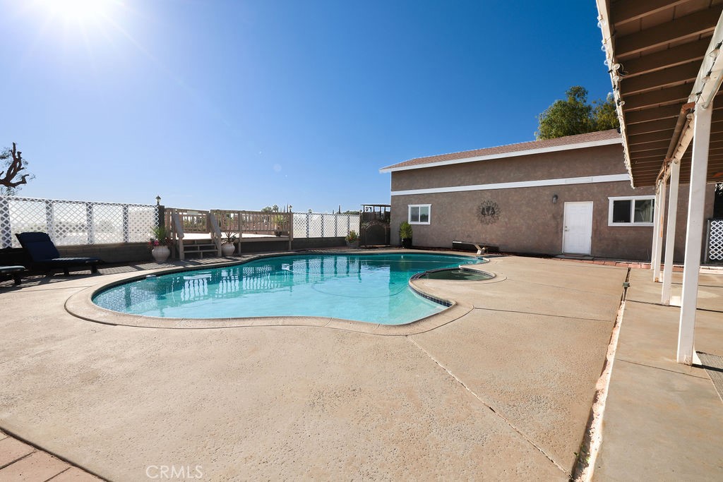 16465 Holcomb Way Riverside, CA 92504 - Photo 35 of 49