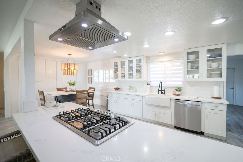 16465 Holcomb Way Riverside, CA 92504 - Photo 7 of 49 Pantry Wall, Farmhouse Sink, Gas Range, Gorgeous Kitchen!