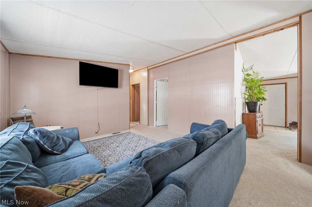 4534 Lake Road East, Unit 23 Geneva, OH 44041 - Photo 6 of 34