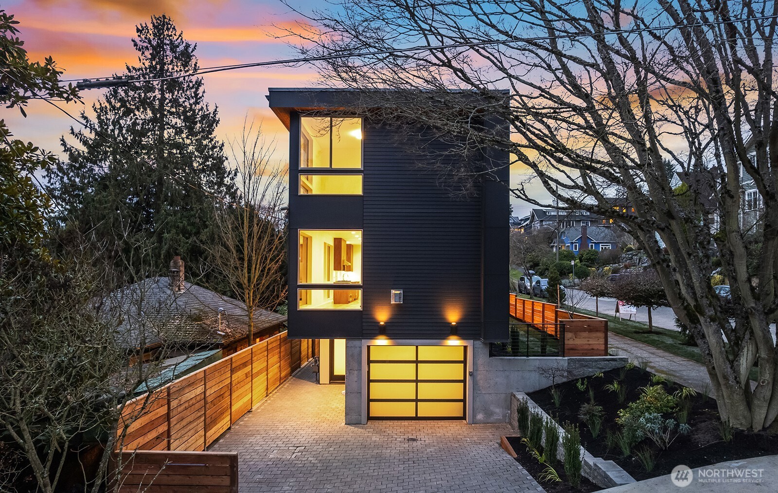 6312 Evanston Avenue North Seattle, WA 98103 - Photo 8 of 40