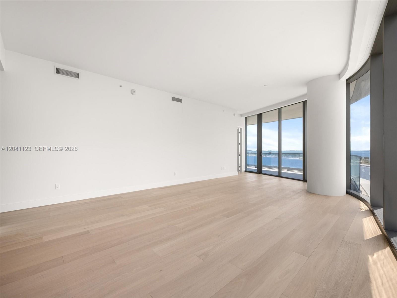 175 Southeast 25th Road, Unit 502 Miami, FL 33129 - Photo 8 of 19