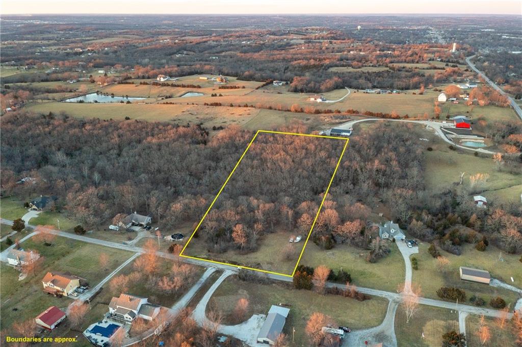 38502 East Parrent Road Oak Grove, MO 64075 - Photo 1 of 33