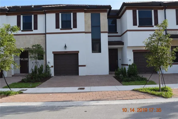 $3,600 | 3384 West 100th Terrace, Unit 3384, Hialeah, FL 33018