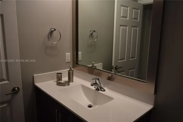 $3,600 | 3384 West 100th Terrace, Unit 3384, Hialeah, FL 33018