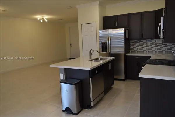 $3,600 | 3384 West 100th Terrace, Unit 3384, Hialeah, FL 33018