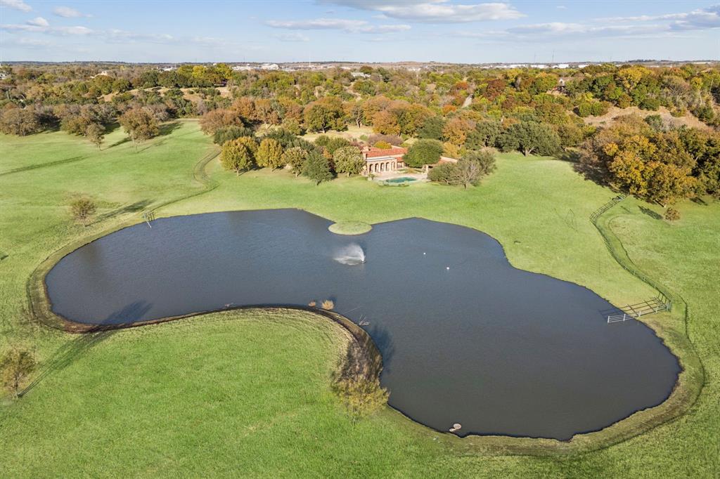 700 Jenkins Road Aledo, TX 76008 - Photo 3 of 40 a view of a city