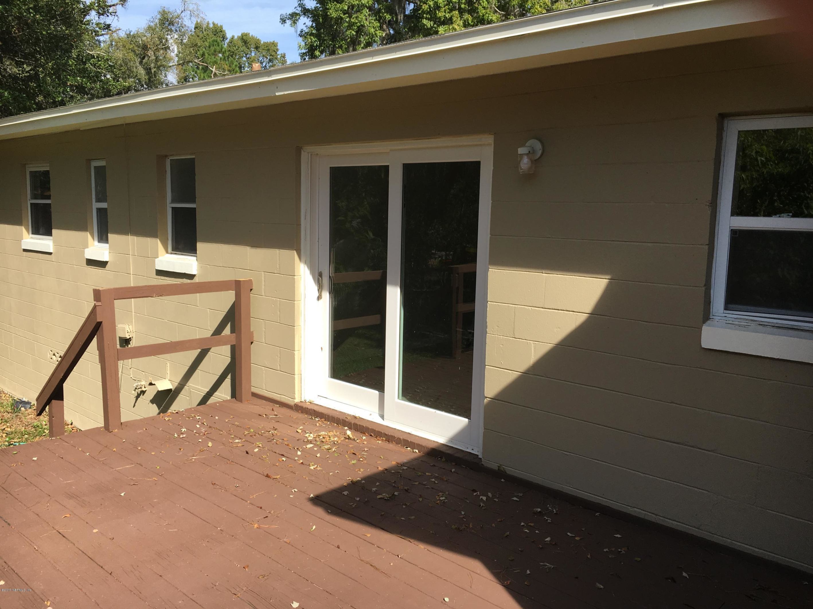 233 Capella Road Orange Park, FL 32073 - Photo 5 of 11 IMG_1981