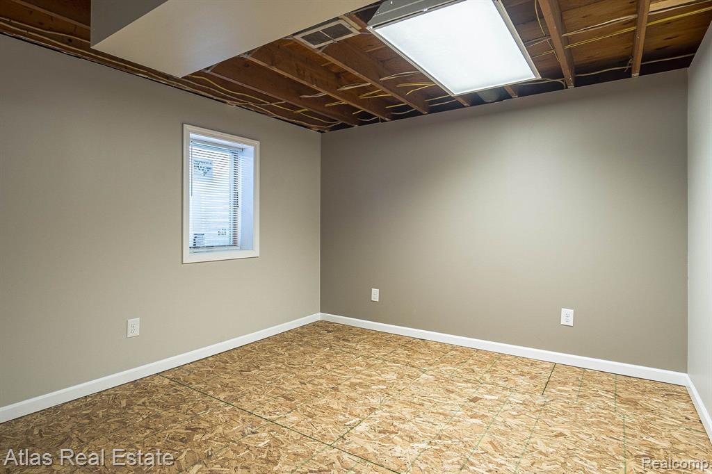 5490 Washburn Road Goodrich, MI 48438 - Photo 33 of 38