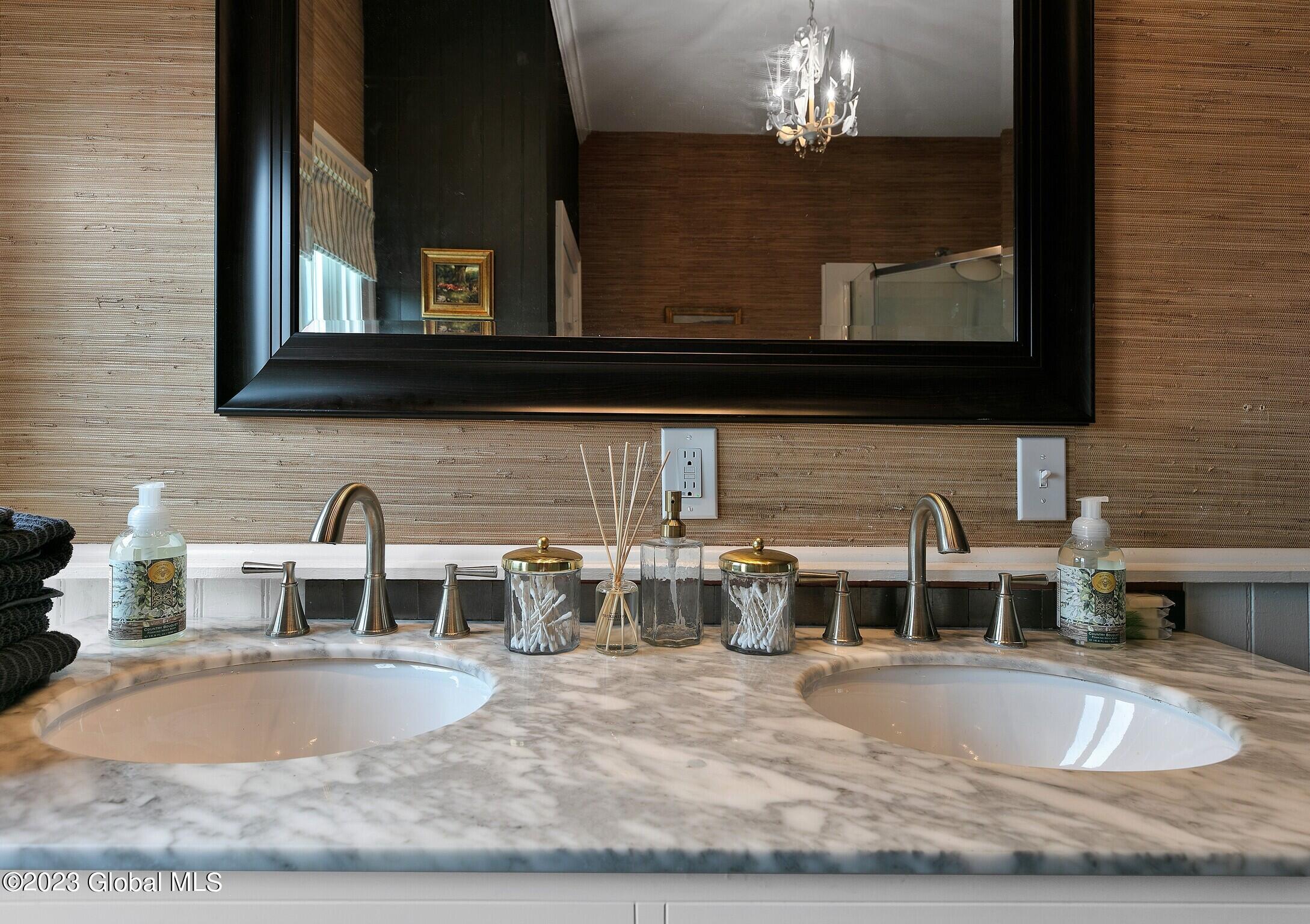 9 Green Ridge Place, Unit 2 Saratoga Springs, NY 12866 - Photo 3 of 28 2P7A1620