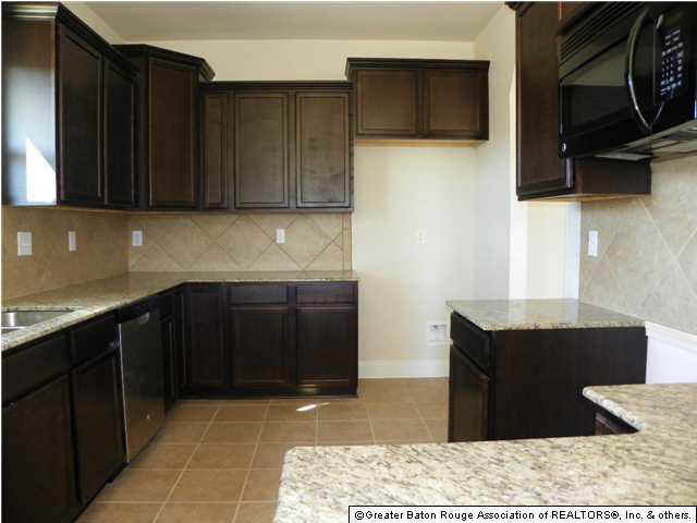 13922 Stone Gate Drive Baton Rouge, LA 70816 - Photo 12 of 28 Gallery Image 12