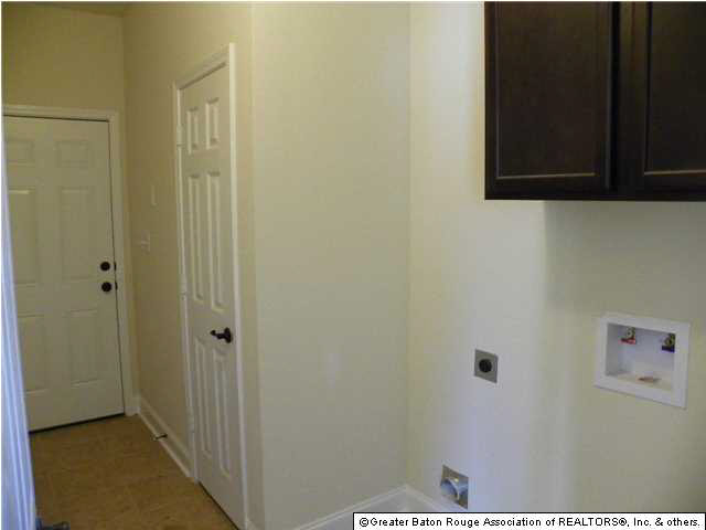 13922 Stone Gate Drive Baton Rouge, LA 70816 - Photo 15 of 28 Gallery Image 15