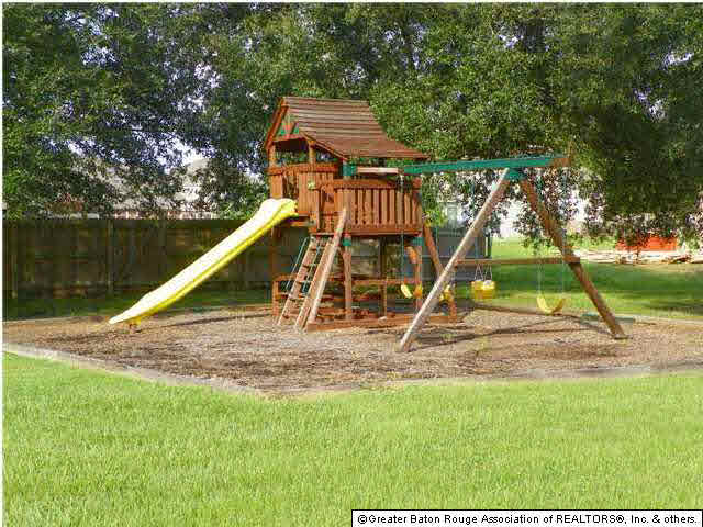 13922 Stone Gate Drive Baton Rouge, LA 70816 - Photo 24 of 28 Gallery Image 24