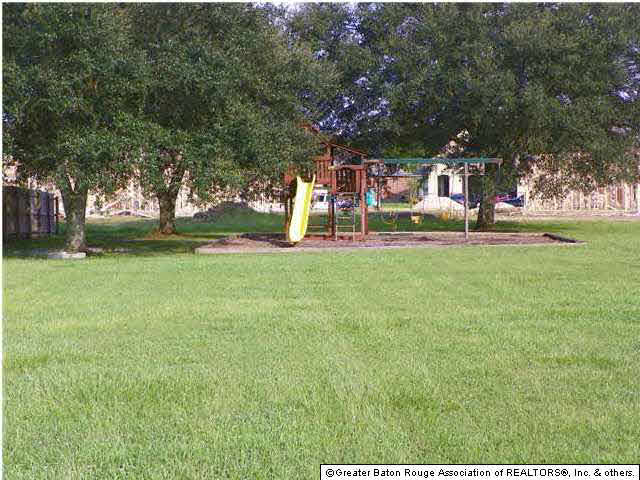 13922 Stone Gate Drive Baton Rouge, LA 70816 - Photo 25 of 28 Gallery Image 25