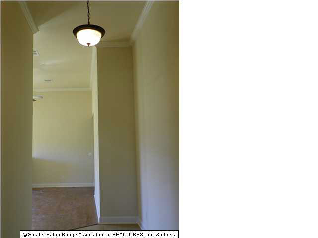 13922 Stone Gate Drive Baton Rouge, LA 70816 - Photo 4 of 28 Gallery Image 4