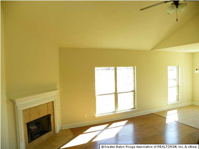 13922 Stone Gate Drive Baton Rouge, LA 70816 - Photo 8 of 28 Gallery Image 8
