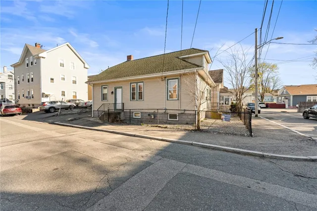$369,900 | 18 Crowninshield Street, Providence, RI 02909
