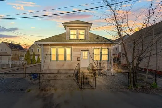 $370,000 | 18 Crowninshield Street, Providence, RI 02909