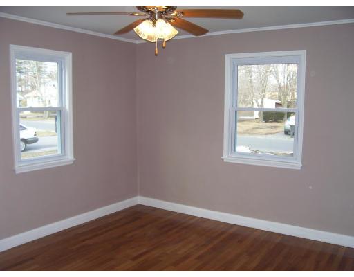 14 Burditt Road North Reading, MA 01864 - Photo 4 of 9 Gallery Image 4